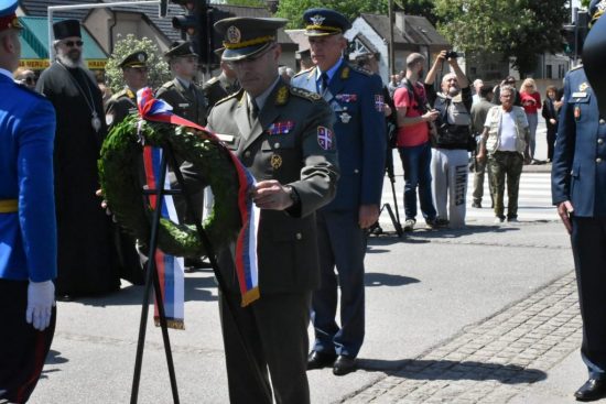 general-Mojsilovic-polaye-venac-1024x683-1 general-Mojsilovic-polaye-venac-1024x683-1