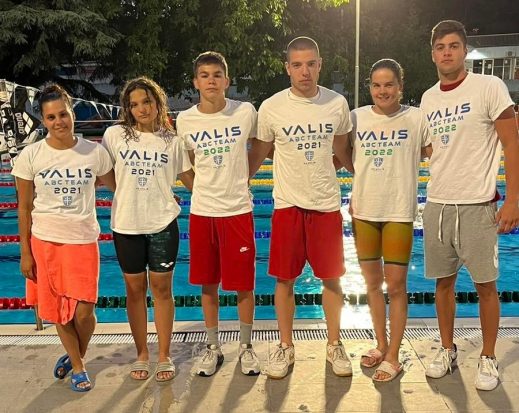 Valis-plivači