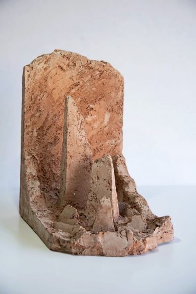 Chung-Bowon-1989Juzna-Koreja-44.5х39х28.5