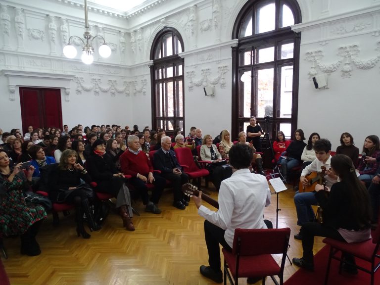 Gimnazija-Matija-Beckovic-3