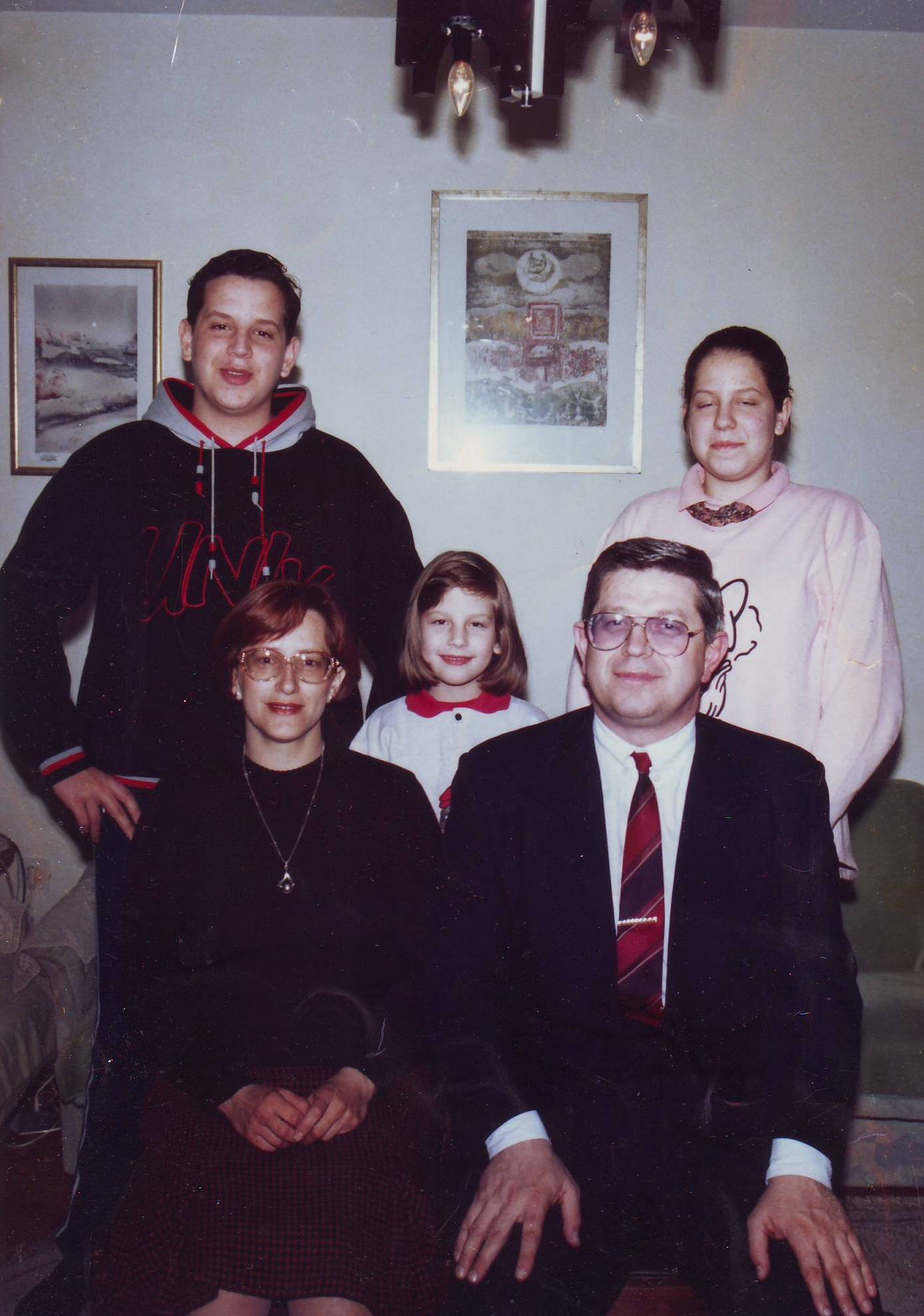 Fotografija-porodice-Andric-iz-devedesetih-godina-20.-veka-Vojislav-Andric