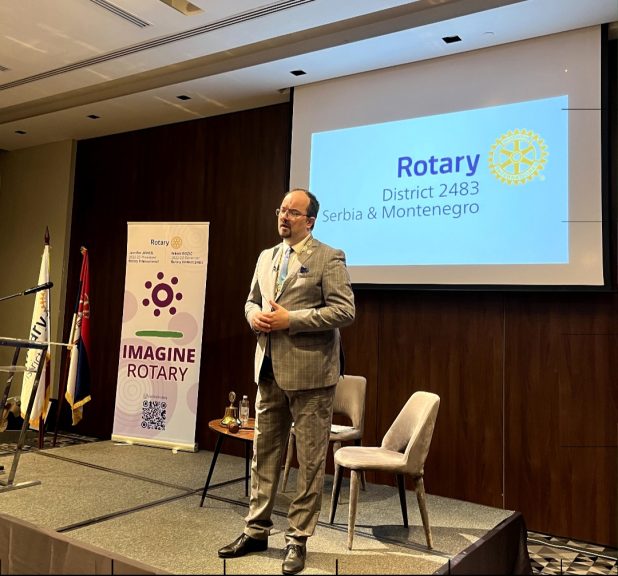 Foto Rotary guverner - Nikola Bo Foto Rotary guverner - Nikola Bo