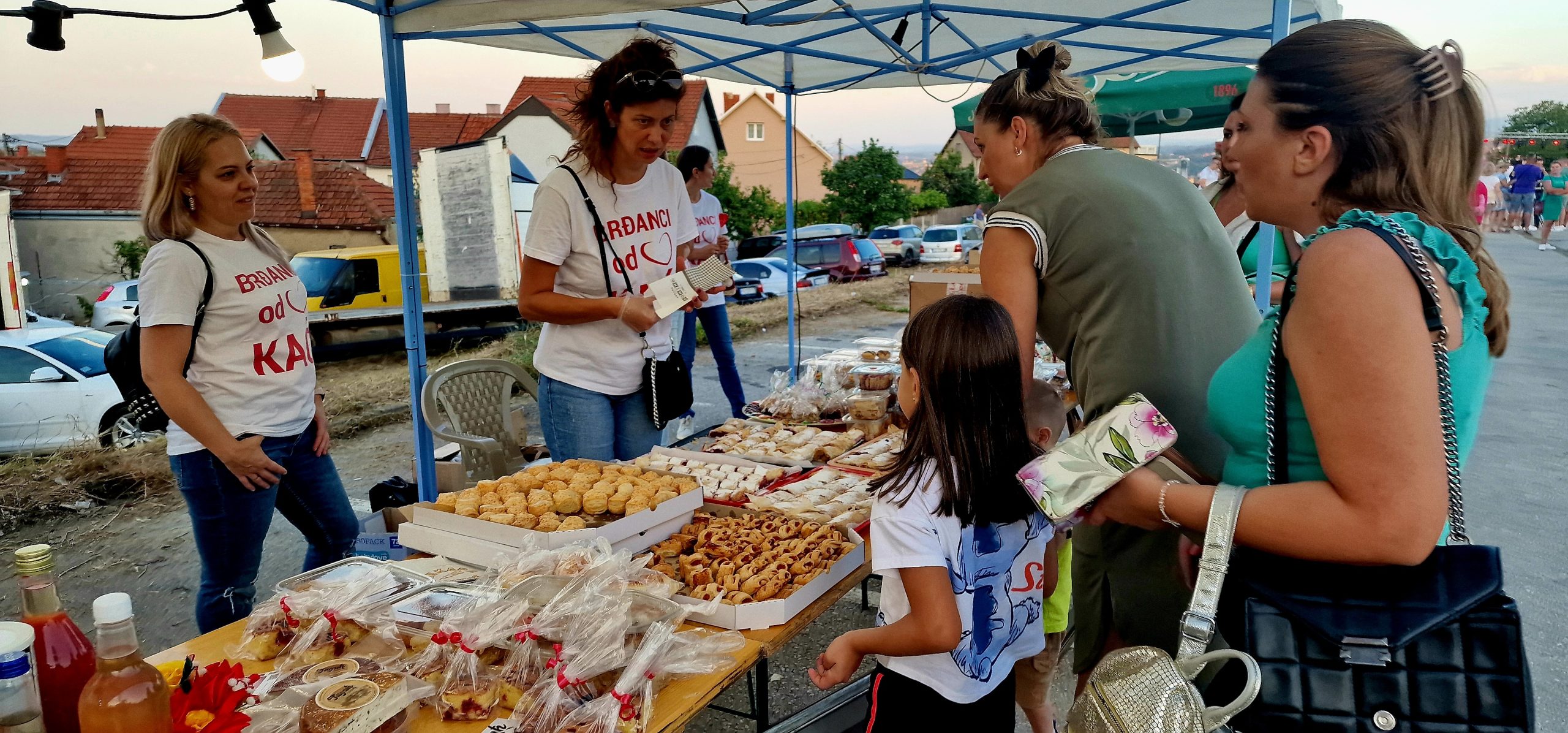 Humnaitarni bazar - Brđanci za Katarinu (1)