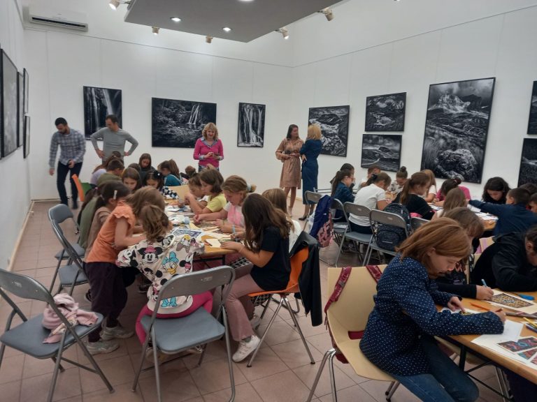 IMG-722d0acd0a2cefe321ac54636b178250-V IMG-722d0acd0a2cefe321ac54636b178250-V