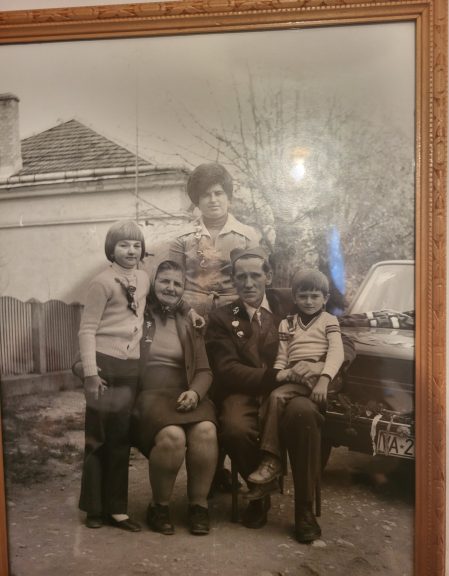 деда Јордан са породицом деда Јордан са породицом
