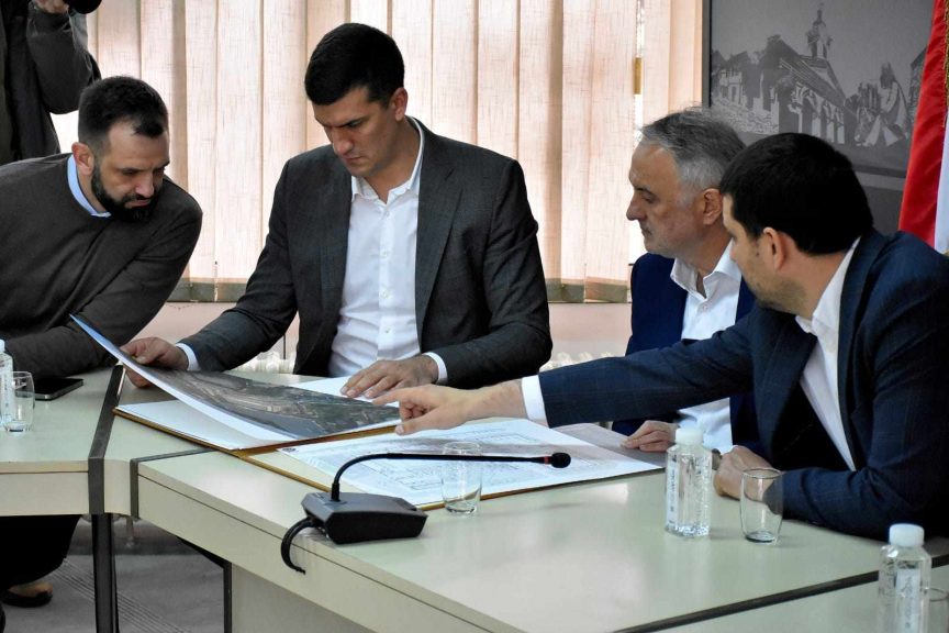 Ministar sporta u radnoj poseti Valjevu 3