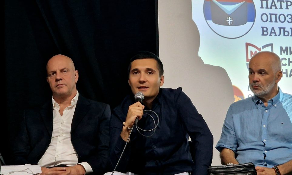 Miloš Savić, Ujedinjena patriotska opozicija Miloš Savić, Ujedinjena patriotska opozicija