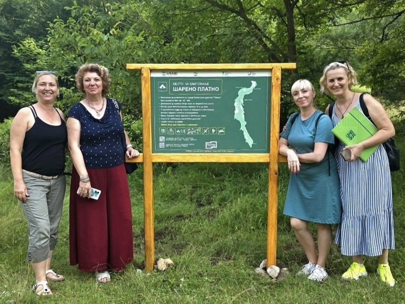 Šareno platno INFO TABLA -Predstavnici Saveta za čist vazduh Valjevo i EKOD Gradac