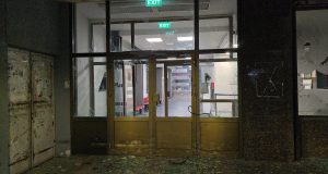 Protesti Valjevo 16. avgust Opstina (6)