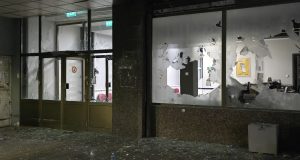 Protesti Valjevo 16. avgust Opstina (8)