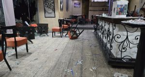 Razlupan kafe Skver (2)
