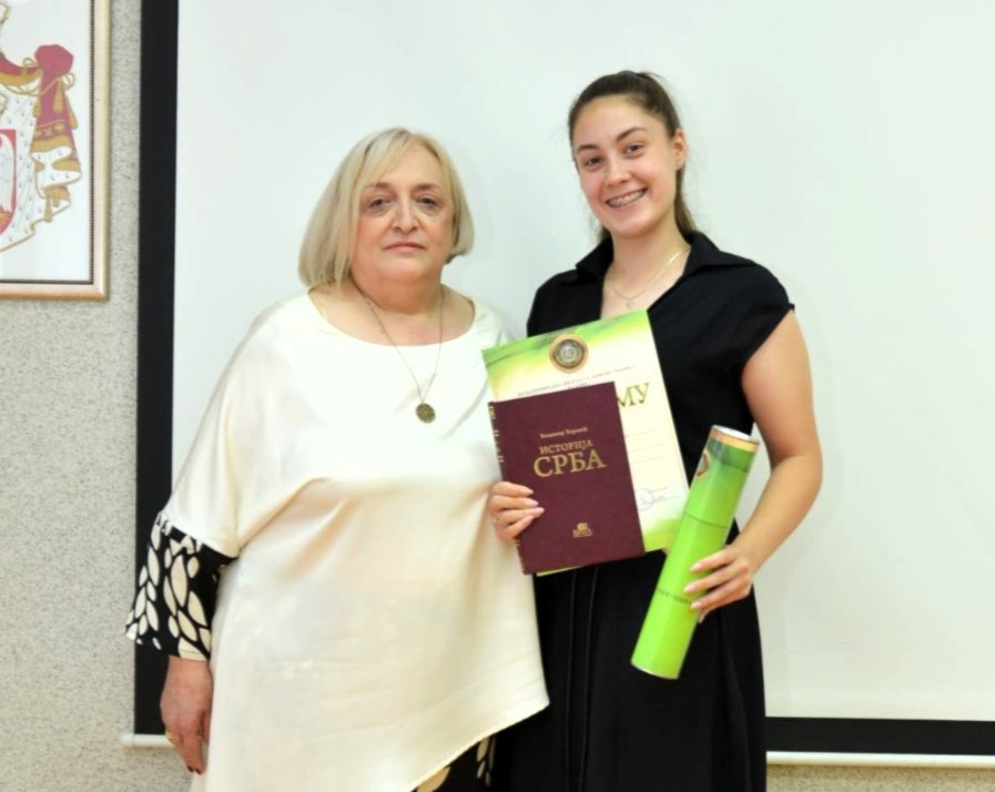 Lara Ćurguz (3) Lara Ćurguz (3)