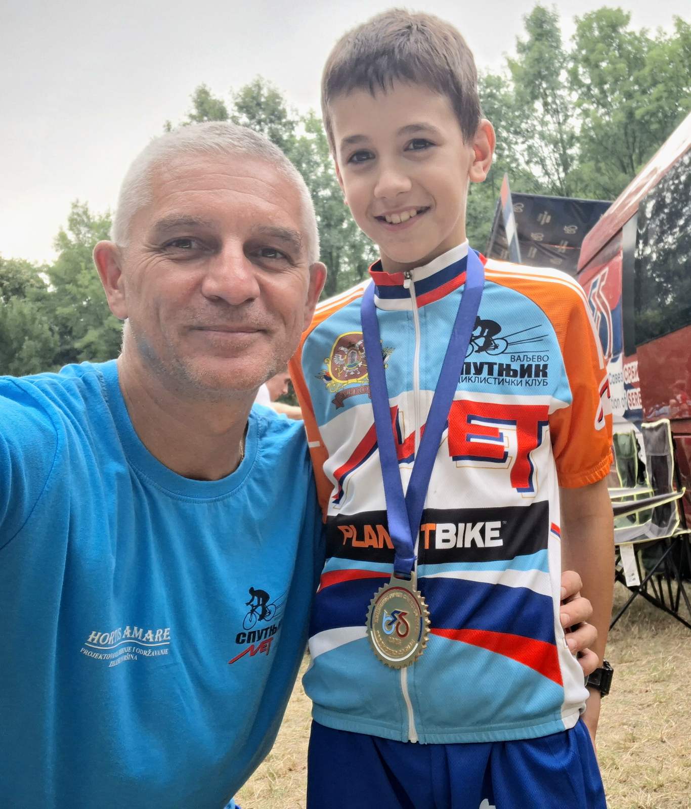 Šampion Toma Starčević sa trenerom Zoranom Hadži Jelićem Šampion Toma Starčević sa trenerom Zoranom Hadži Jelićem