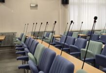 NA ZAHTEV OPOZICIJE ZAKAZANA SEDNICA SKUPŠTINE GRADA VALJEVA O UTVRĐIVANJU STATUSA UGROŽENE ŽIVOTNE SREDINE ZBOG ZAGAĐENJA VAZDUHA Skupština grada Valjeva